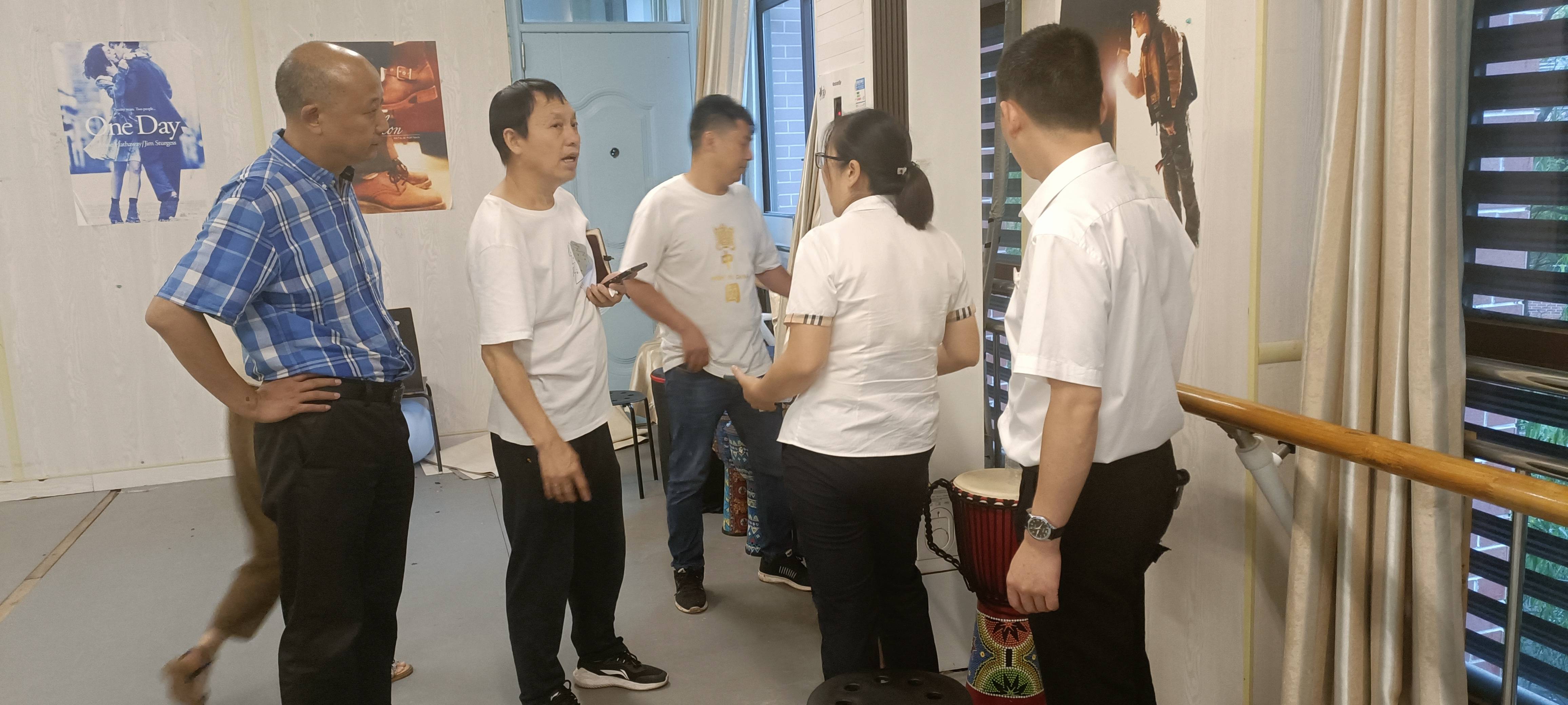 fe0c127feef29cbf07db71231359a9c(1)