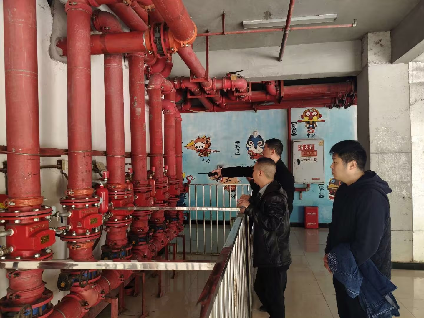 2cf1c01ce81e23bdf8ea10aba74e40c2_compress