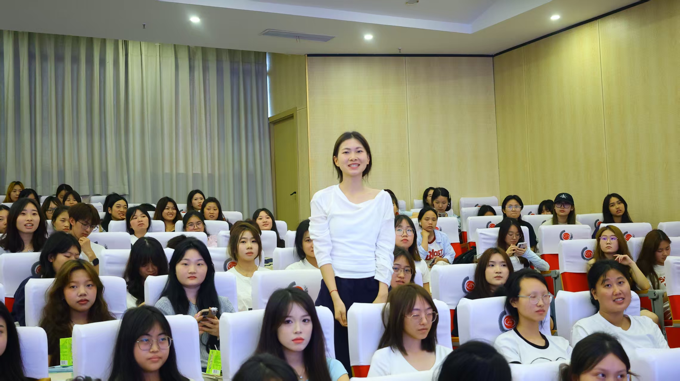 mmexport1748234745855